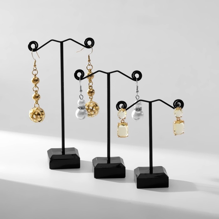 Подставка под серьги «Акрил», набор 3 шт, h=8, 10, 12 см, цвет чёрный Подставка под серьги «Акрил», набор 3 шт, h=8, 10, 12 см, цвет чёрный