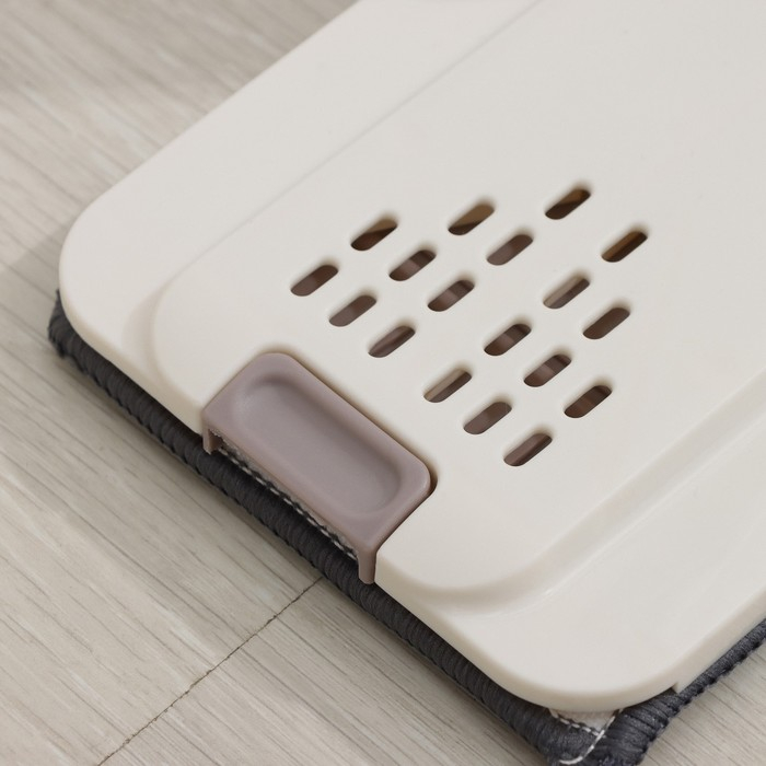 Швабра с отжимом и ведро Доляна: ведро с отсеками для полоскания и отжима 9,3 л, швабра плоская, запасная насадка из микрофибры Швабра с отжимом и ведро Доляна: ведро с отсеками для полоскания и отжима 9,3 л, швабра плоская, запасная насадка из микрофибры