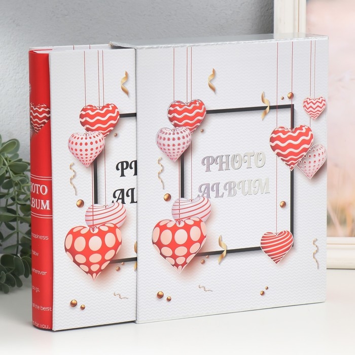Фотоальбом на 200 фото 10х15 см Фотоальбом на 200 фото 10х15 см "Объемные сердца" МИКС 26х20,5х5,6 см