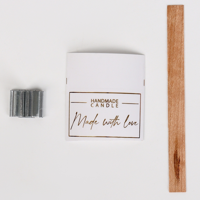 Набор для создания ароматической свечи из двух видов воска с сухоцветами Набор для создания ароматической свечи из двух видов воска с сухоцветами "Спелая вишня"