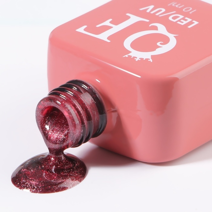 Гель лак для ногтей «CAT`S EYE GENTLE», 3-х фазный, 10 мл, LED/UV, цвет красный (53) Гель лак для ногтей «CAT`S EYE GENTLE», 3-х фазный, 10 мл, LED/UV, цвет красный (53)