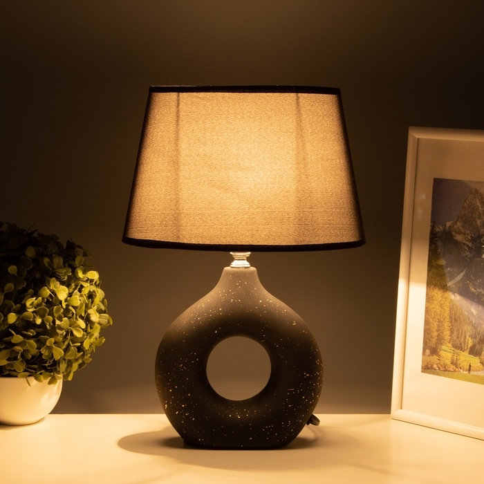 Лампа настольная Лампа настольная "Анжелика" 1х40Вт Е14 черный 22х22х32см