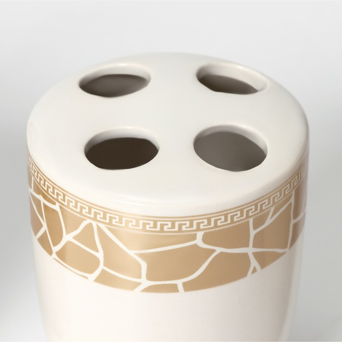 Набор аксессуаров для ванной комнаты Доляна «Мрамор», 3 предмета (дозатор с подставкой 550 мл, 2 стакана)