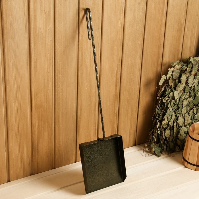 Совок для золы 135х170 мм, длина 650 мм Совок для золы 135х170 мм, длина 650 мм