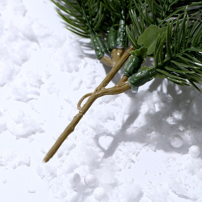 Декор «Ветвь развесистой ели» Декор «Ветвь развесистой ели»