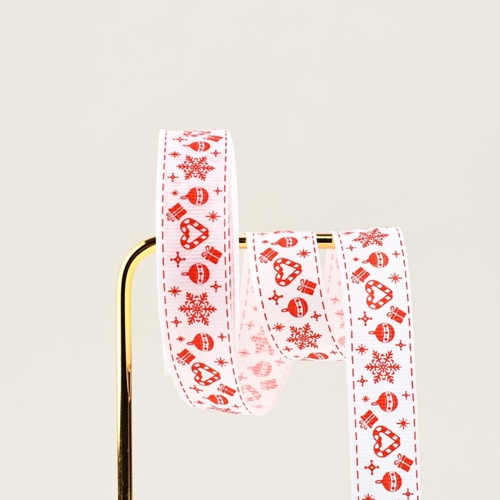 Лента декоративная репсовая «Новогодние игрушки и подарки», белая, 2 см х 5 м, Новый год Лента декоративная репсовая «Новогодние игрушки и подарки», белая, 2 см х 5 м, Новый год