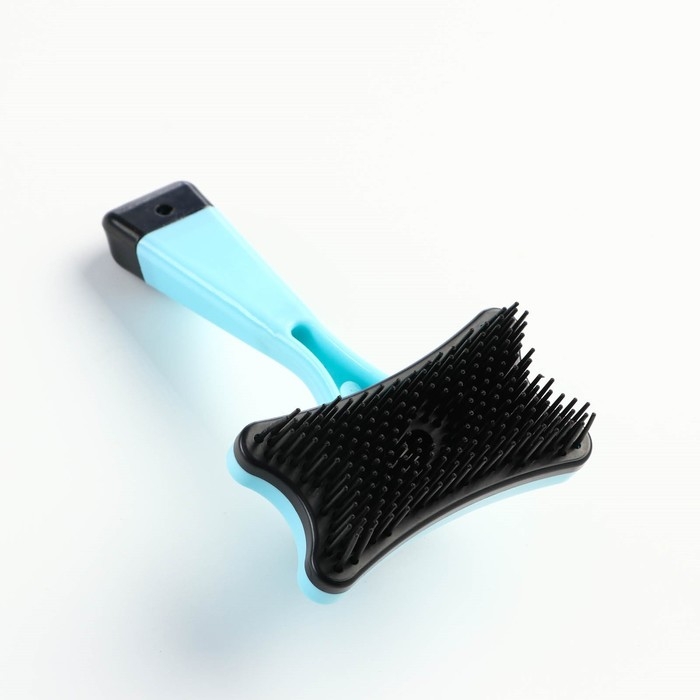 Пуходерка пластиковая  Пуходерка пластиковая "Косточка" с самоочисткой, 8,5 х 12,5 см, голубая