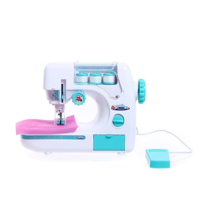 Швейная машинка «Рукодельница» 3 катушки Швейная машинка «Рукодельница» 3 катушки