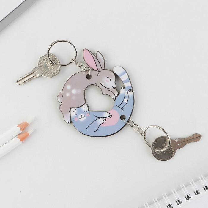 Брелок для ключей парный «Заяц и кот», деревянный, 5,6 х 3,2 Брелок для ключей парный «Заяц и кот», деревянный, 5,6 х 3,2