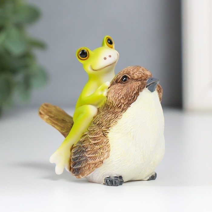 Сувенир полистоун Сувенир полистоун "Лягушонок на воробушке" 6х3х5,4 см