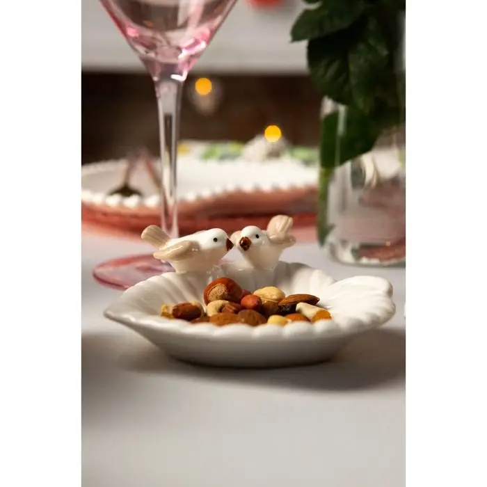 Блюдо сервировочное &laquo;Голубки на листочке&raquo;, 13&times;13&times;2 см, керамика, белое