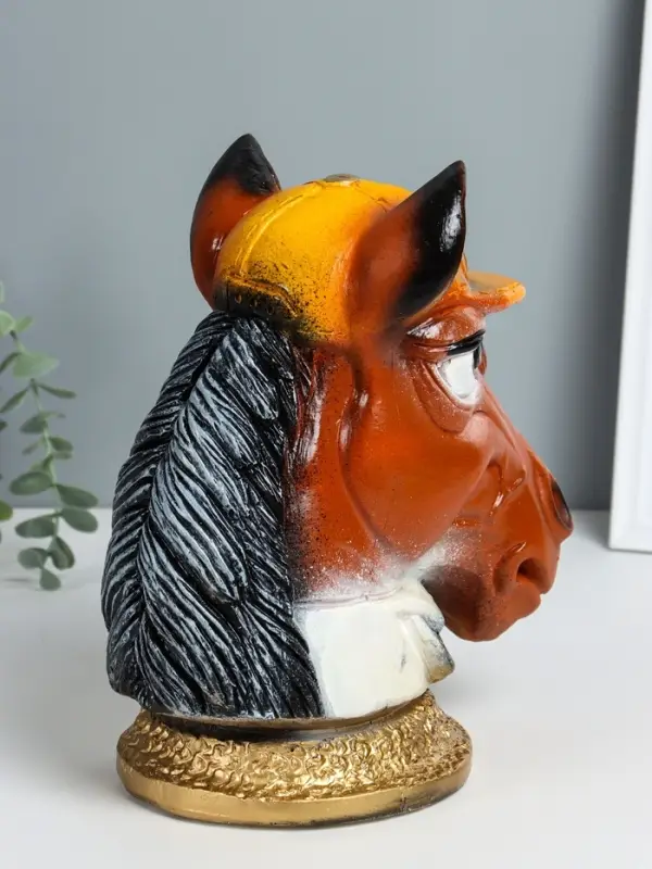 Копилка для денег &laquo;Бюст. Конь в кепке&raquo;, гипс, 26.5&times;21.5&times;26 см