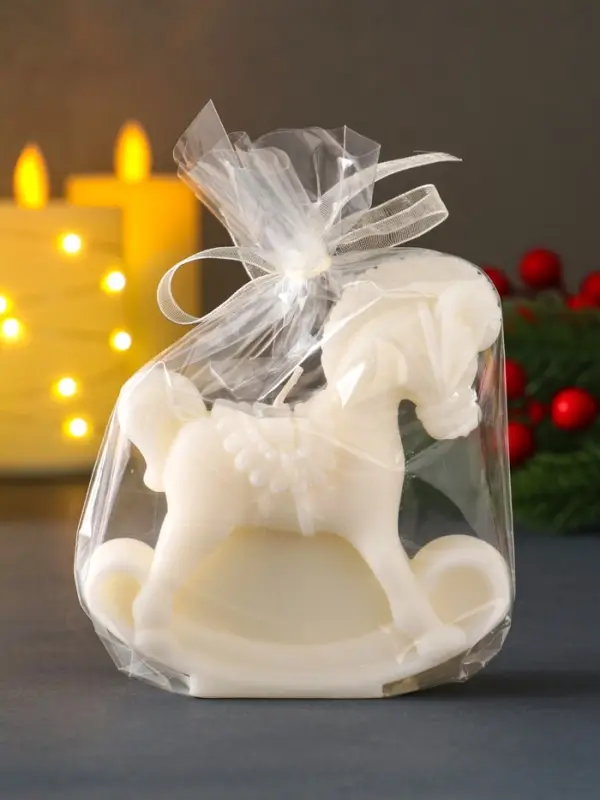 Декоративная свеча "Лошадка-качалка" (натуральный воск), 96*35*100