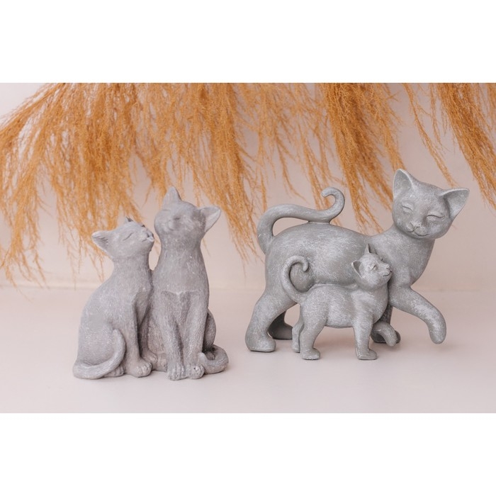 Сувенир полистоун Сувенир полистоун "Кот и кошка - умывание" серый 15х8х13 см