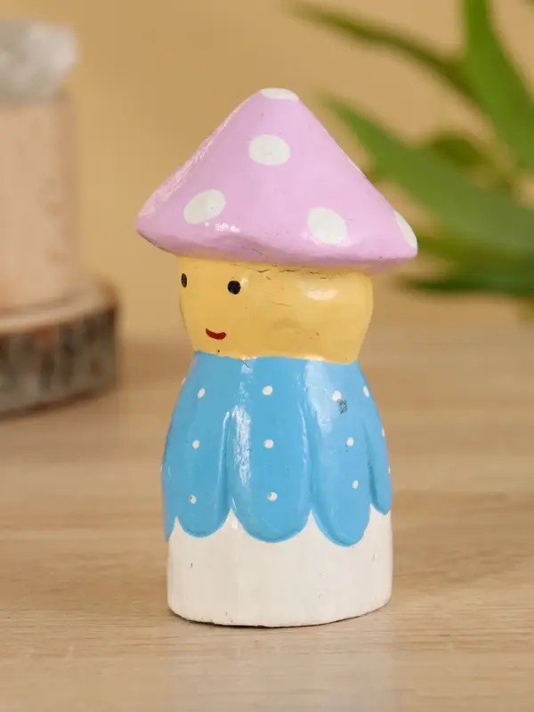 Сувенир  Сувенир "Гномик" дерево 5,5х5,5х10 см, цв. сиренево-голубой