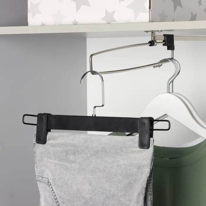 Вешалка для брюк и юбок с зажимами Доляна, 30×17 см, цвет чёрный Вешалка для брюк и юбок с зажимами Доляна, 30×17 см, цвет чёрный