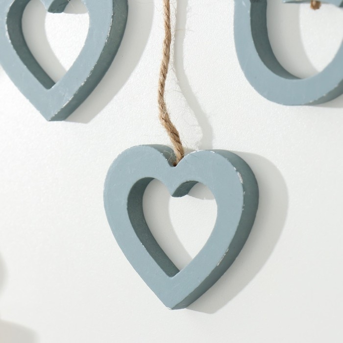 Декор настенный дерево Декор настенный дерево "Птицы и сердечки" серый 28х1х27,5 см