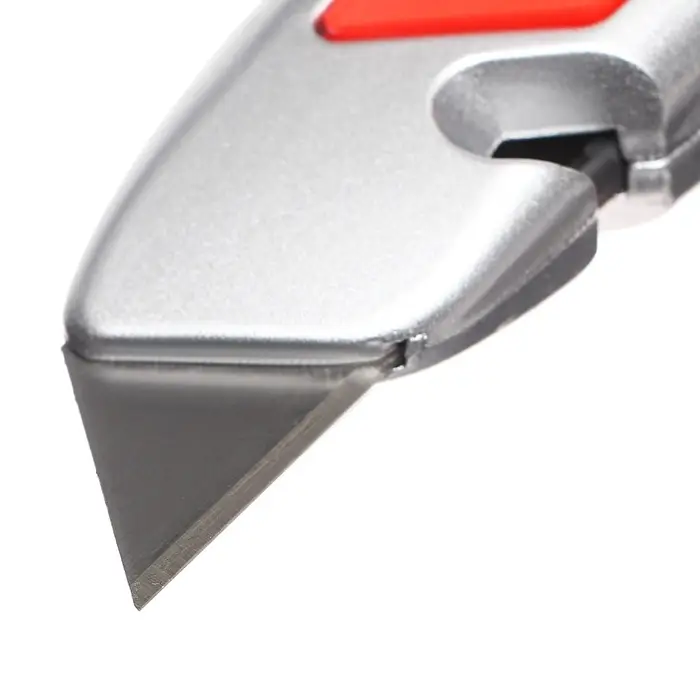 Нож универсальный трапециевидный 18 мм, фиксатор, 3 штуки запасных лезвий, Zinc-alloy, TOP
