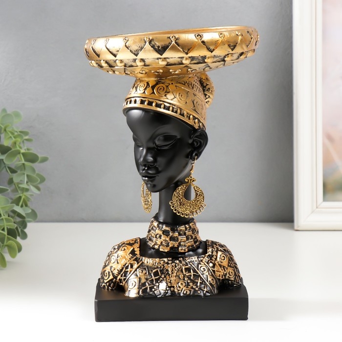 Сувенир полистоун подставка Сувенир полистоун подставка "Африканка в золотом уборе, с серьгами в ушах" 25х15х15 см