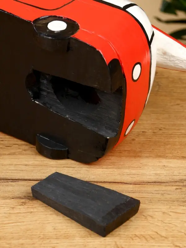 Копилка «Микроавтобус», 24×12×13.5 см, дерево, красный Копилка «Микроавтобус», 24×12×13.5 см, дерево, красный