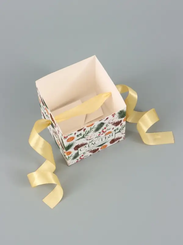 Коробка подарочная новогодняя складная &laquo;Счастья в Новом году&raquo;, 10&times;10&times;10 см