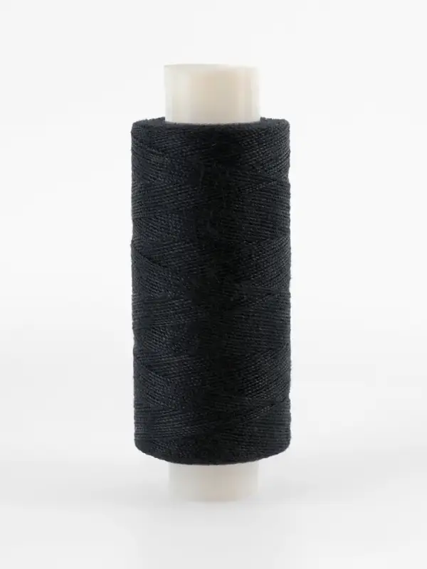 Нитки 45ЛЛ, 200 м, цвет чёрный №6818, цена за 1 штуку