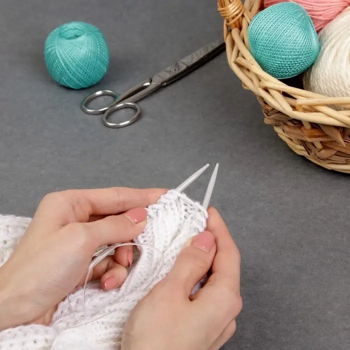 Спицы круговые, для вязания, с тефлоновым покрытием, с пластиковой леской, d=5 мм, 14/80 см Спицы круговые, для вязания, с тефлоновым покрытием, с пластиковой леской, d=5 мм, 14/80 см