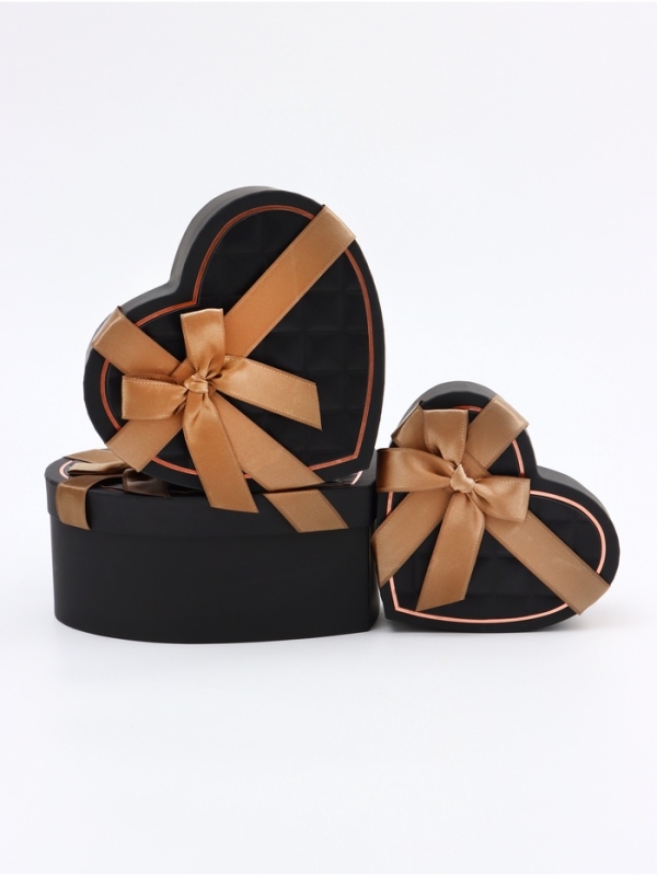 Набор коробок 3 в 1 сердца 22 х 20 х 9; 18.5 х 17 х 7.5; 1 6 х 14 х 6 см Набор коробок 3 в 1 сердца 22 х 20 х 9; 18.5 х 17 х 7.5; 1 6 х 14 х 6 см