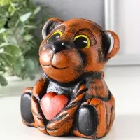 Копилка для денег «Тигрёнок с сердцем», гипс, 14.5×13.5×13 см Копилка для денег «Тигрёнок с сердцем», гипс, 14.5×13.5×13 см