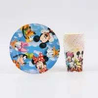 Посуда одноразовая бумажная на 10 персон: стаканы, тарелки, скатерть, Друзья