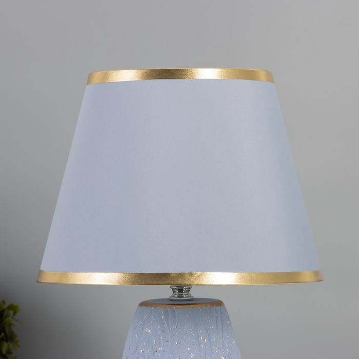 Лампа настольная Лампа настольная "Клойд" 1х40Вт Е27 серый/золото 25х25х40см