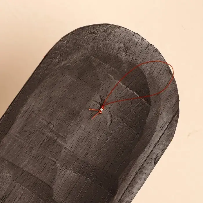 Маска настенная дерево Маска настенная дерево "Абориген черный с красным узором" 3х12х50 см