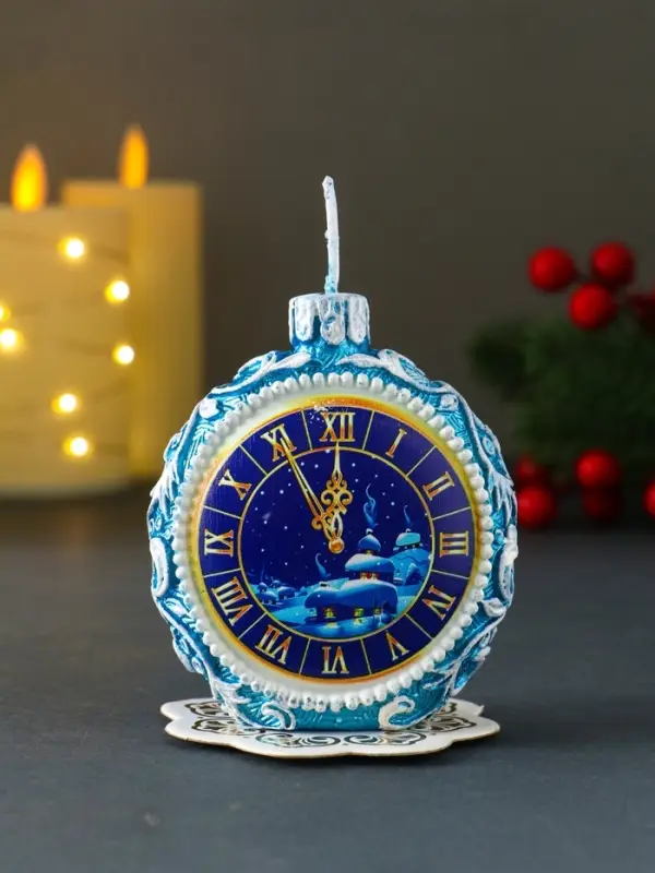 Свеча новогодняя круглая "Куранты" 7,2х5х8,5 см