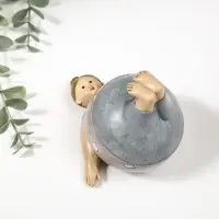 Фигурка полистоун «Пышечка: упражение берёзка», 10.5×11×11.5 см Фигурка полистоун «Пышечка: упражение берёзка», 10.5×11×11.5 см