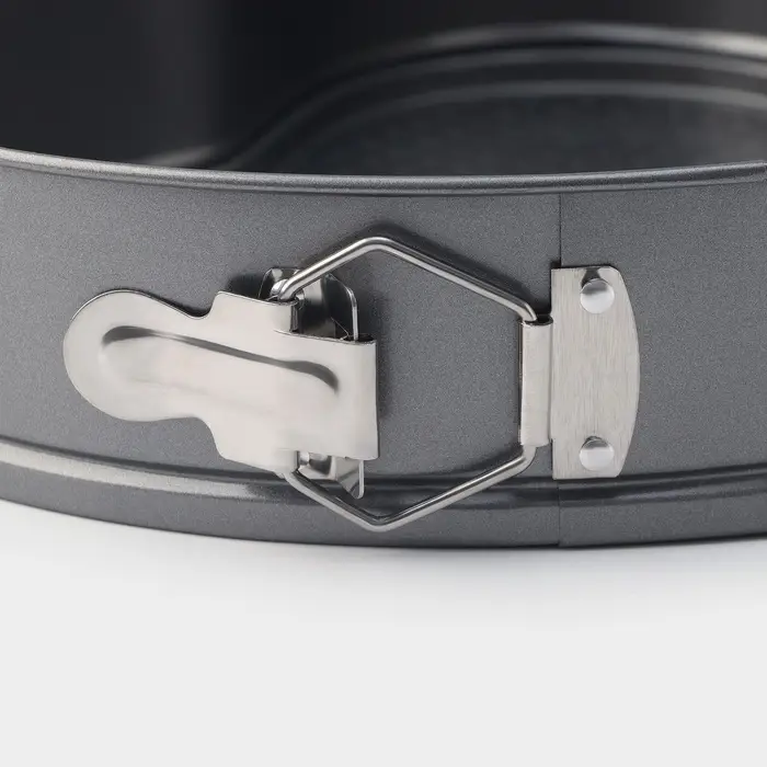 Форма для выпечки Доляна &laquo;Элин. Сердце&raquo;, 28.5&times;25.5&times;6.6 см, разъёмная, антипригарное покрытие, серая