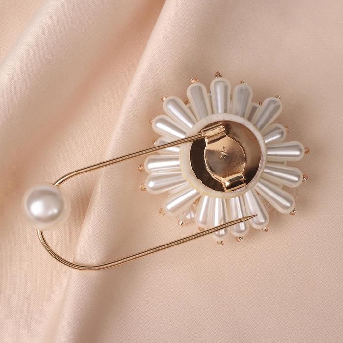 Булавка «Цветок» жемчужная гортензия, 7,7см, цвет белый в золоте Булавка «Цветок» жемчужная гортензия, 7,7см, цвет белый в золоте