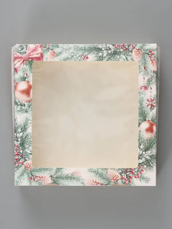 Коробка подарочная новогодняя, складная 20&times;20&times;4 см &laquo;Еловый венок&raquo;