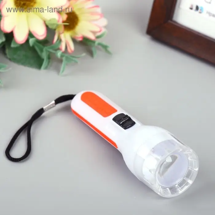 Фонарик брелок для ключей на кольце на подвеске «Яркая вставка», 9.8×3×3 см, МИКС Фонарик брелок для ключей на кольце на подвеске «Яркая вставка», 9.8×3×3 см, МИКС