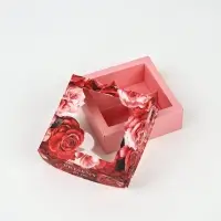Коробка под 4 конфеты &laquo;Презент&raquo;, 10.5&times;10.5&times;3.5 см