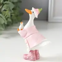 Сувенир полистоун "Гусыня в розовом платье с передником, с малышом" 6х4х9,5 см