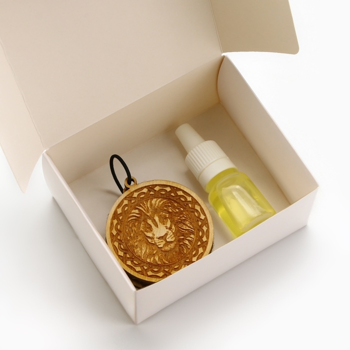 Ароматизатор в автомобиль на 23 Февраля «Лев», подвеска автомобильная с пропиткой и ароматизатор Ароматизатор в автомобиль на 23 Февраля «Лев», подвеска автомобильная с пропиткой и ароматизатор