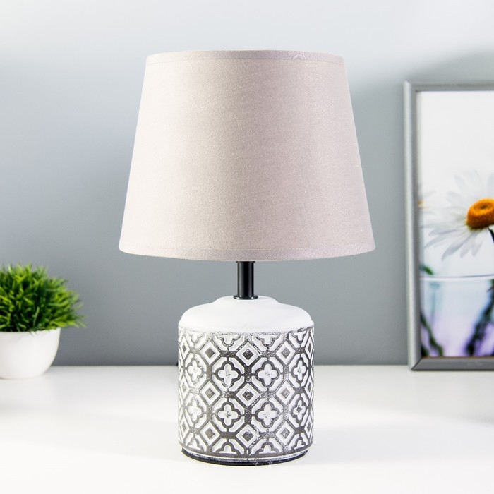 Настольная лампа Настольная лампа "Ория" Е14 40Вт серый 20х20х30см RISALUX