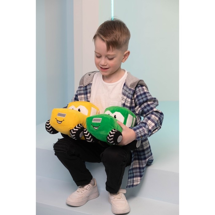 Трактор мягкая игрушка, цвет зелёный Трактор мягкая игрушка, цвет зелёный