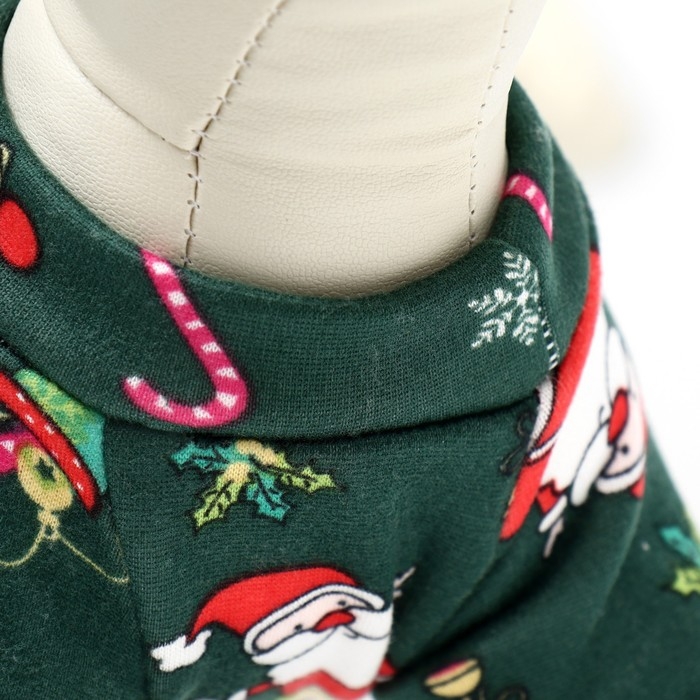 Новый год. Кофта новогодняя для животных Новый год. Кофта новогодняя для животных "Подарки", размер XS, зелёный (ДС 20, ОШ 22, ОГ 30 см)