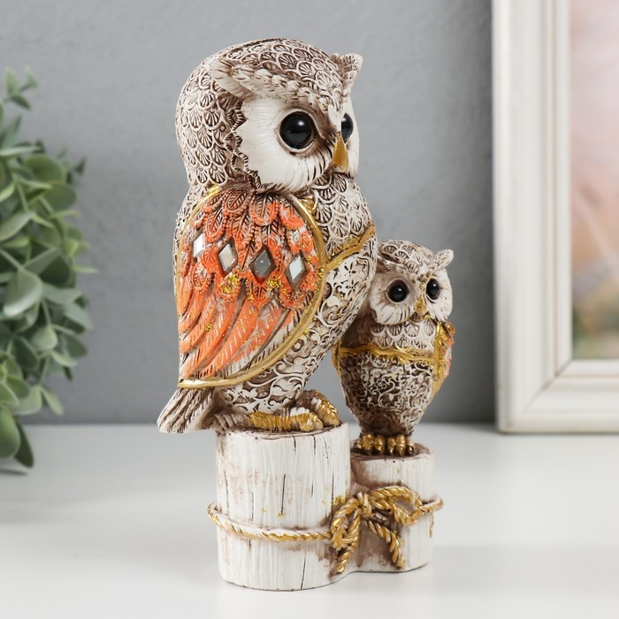 Сувенир полистоун Сувенир полистоун "Серый филин с коричневыми крыльями, с совёнком на пеньках"16,8х9,5х5 см