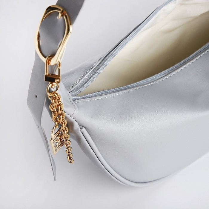 Сумка женская из искусственной кожи NAZAMOK, 28х15 см, серый цвет Сумка женская из искусственной кожи NAZAMOK, 28х15 см, серый цвет