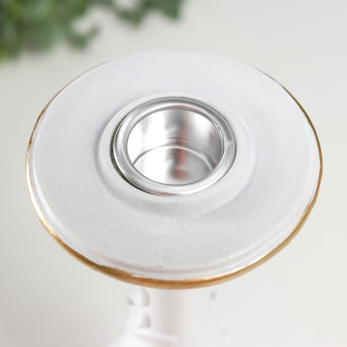 Подсвечник полистоун на 1 свечу Подсвечник полистоун на 1 свечу "Пышный лист" белый 26,5х9х9 см