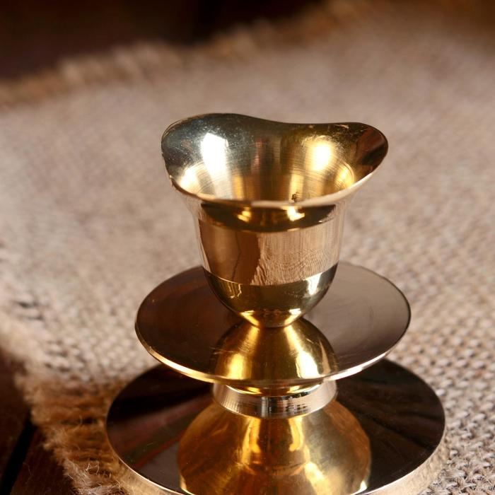 Подсвечник  Подсвечник "Цветок" латунь 6х6х5,5 см