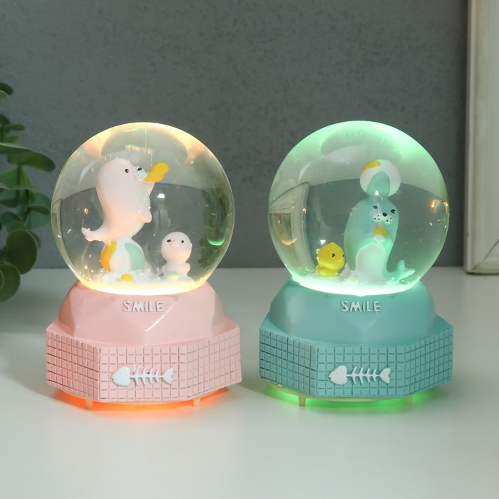 Сувенир полистоун водяной шар музыка, свет Сувенир полистоун водяной шар музыка, свет "Морской львенок" МИКС 8х8х12 см