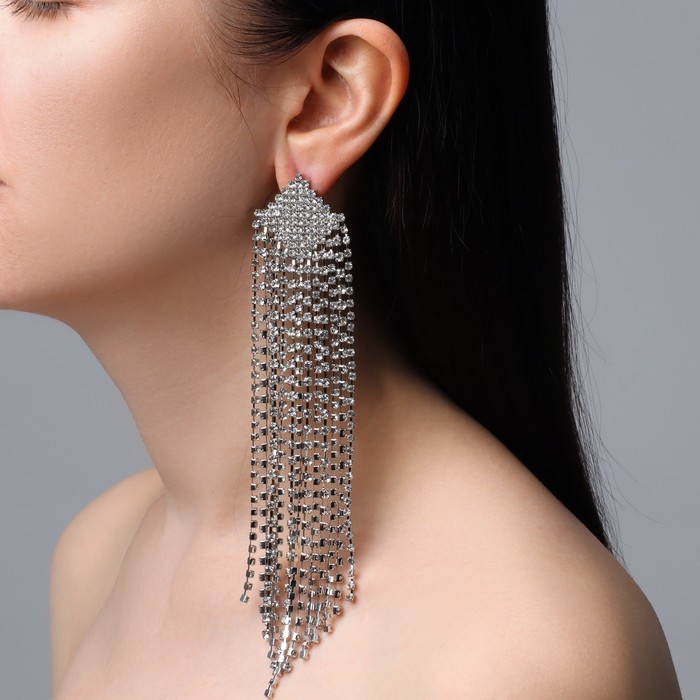 Серьги висячие со стразами «Водопад» ромбы, цвет белый в серебре, 17 см Серьги висячие со стразами «Водопад» ромбы, цвет белый в серебре, 17 см